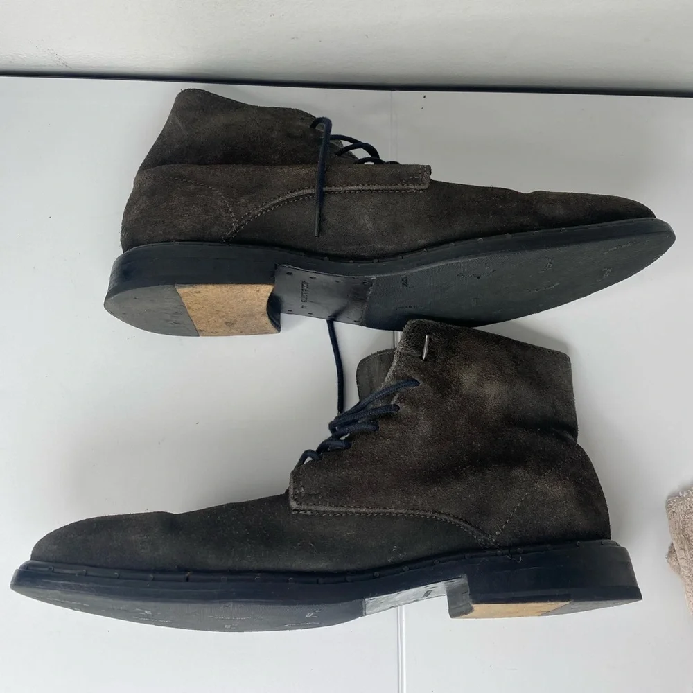 AllSaints Men's Suede Chukka Boots in Gray